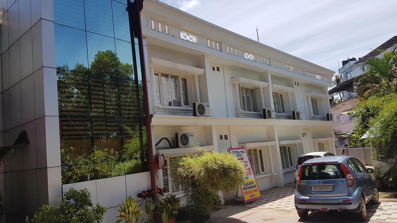 The Central Park Kollam Exterior photo